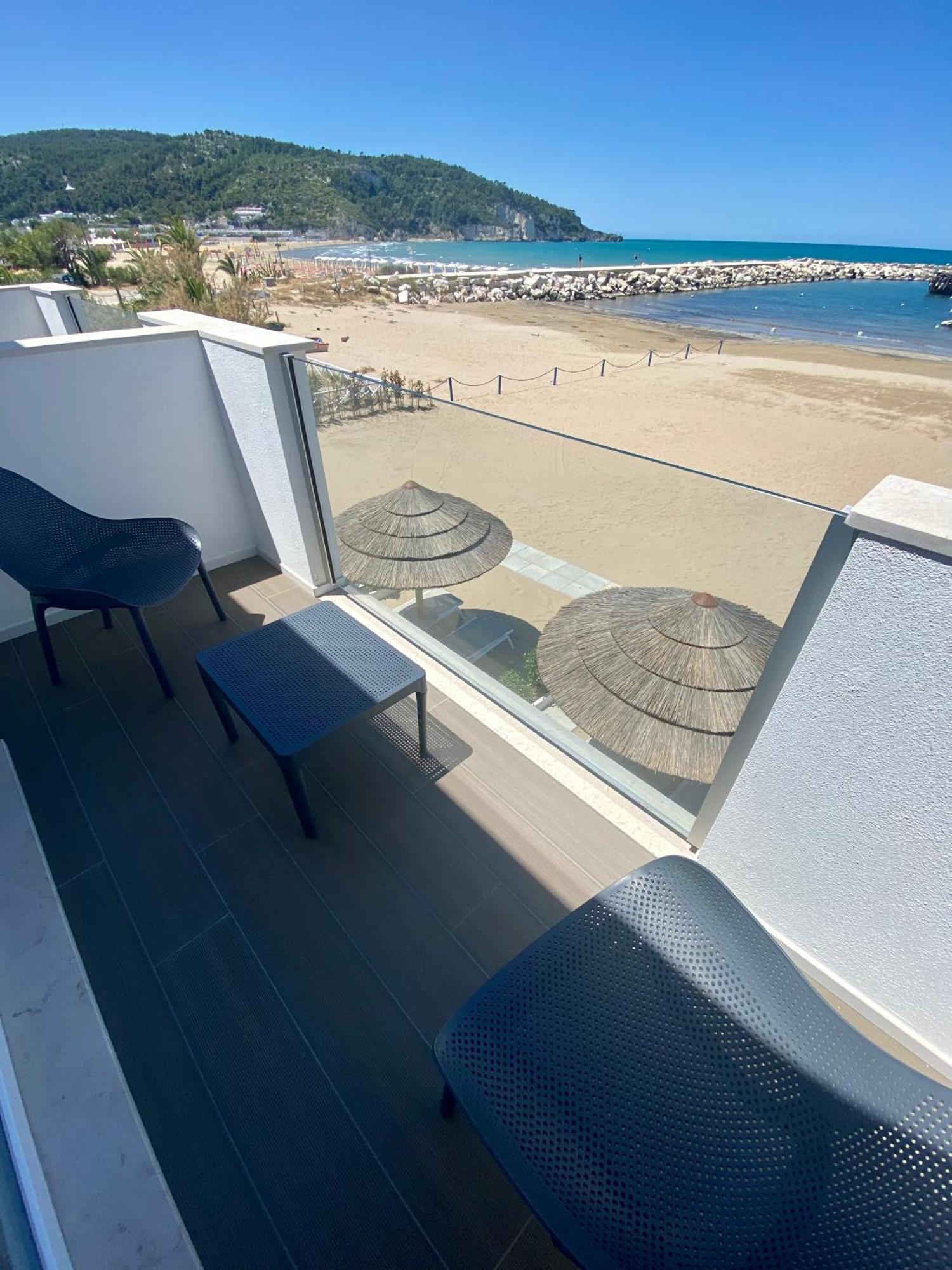 Marina Bay Beach Suites Пешичи Екстериор снимка