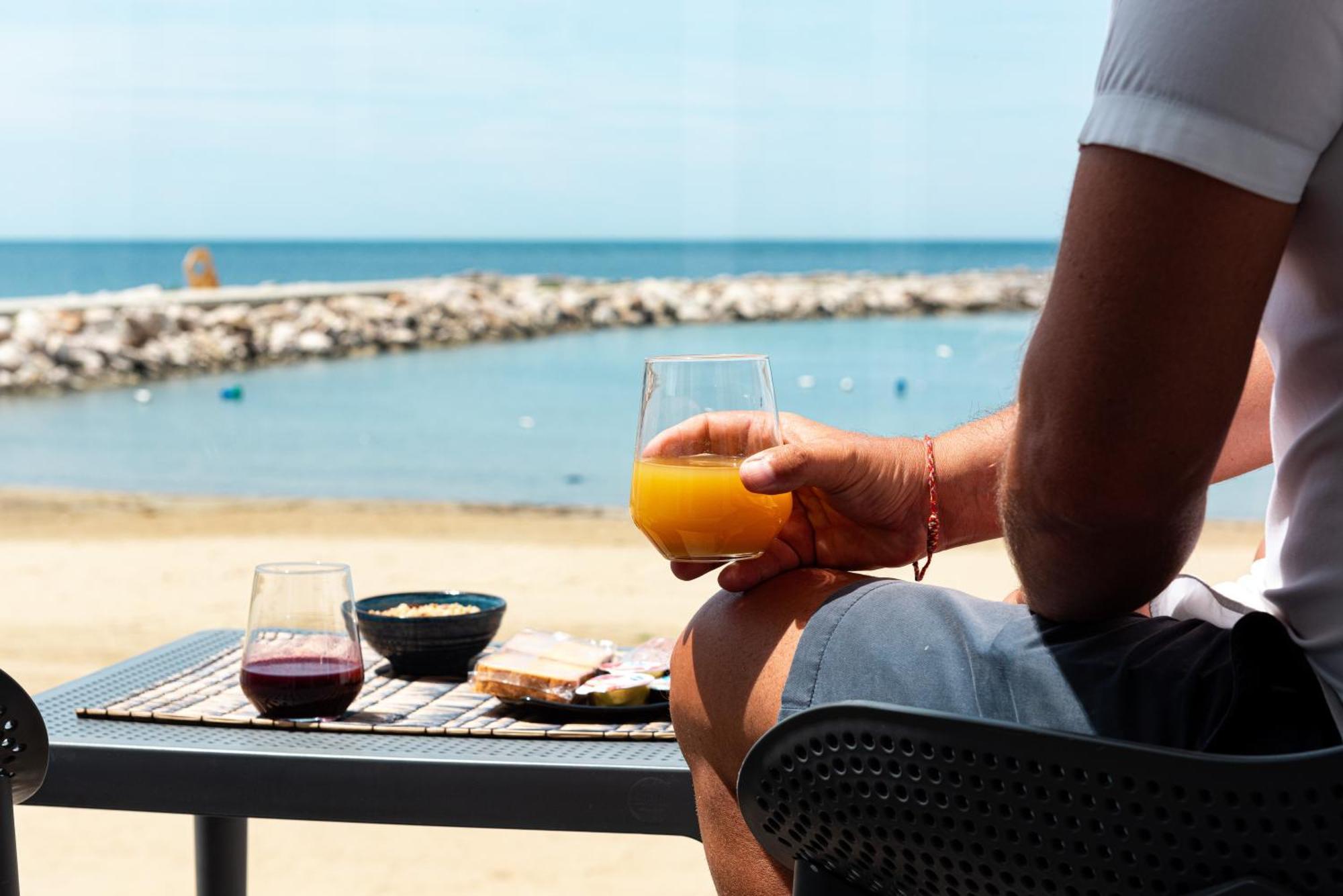 Marina Bay Beach Suites Пешичи Екстериор снимка
