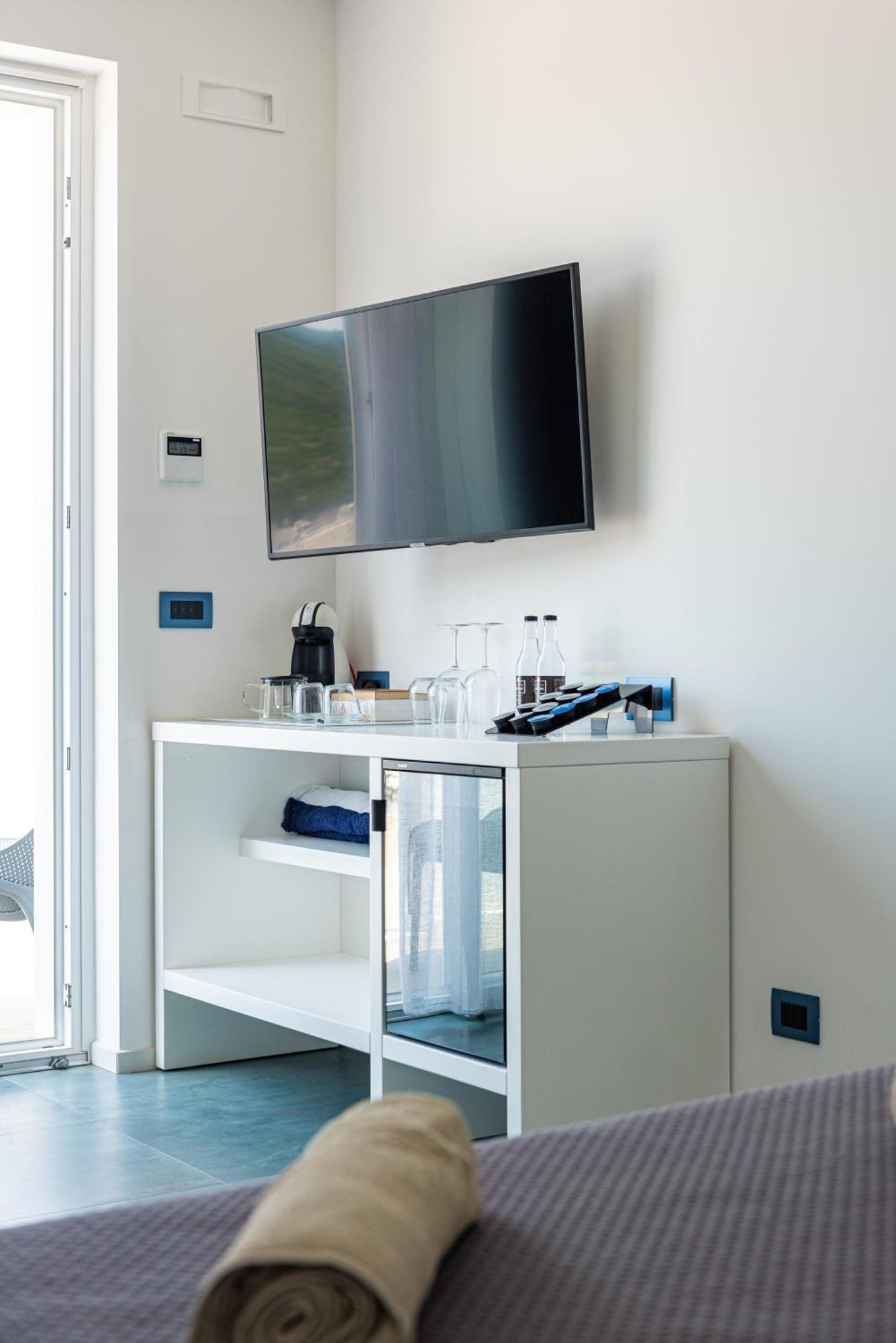 Marina Bay Beach Suites Пешичи Екстериор снимка
