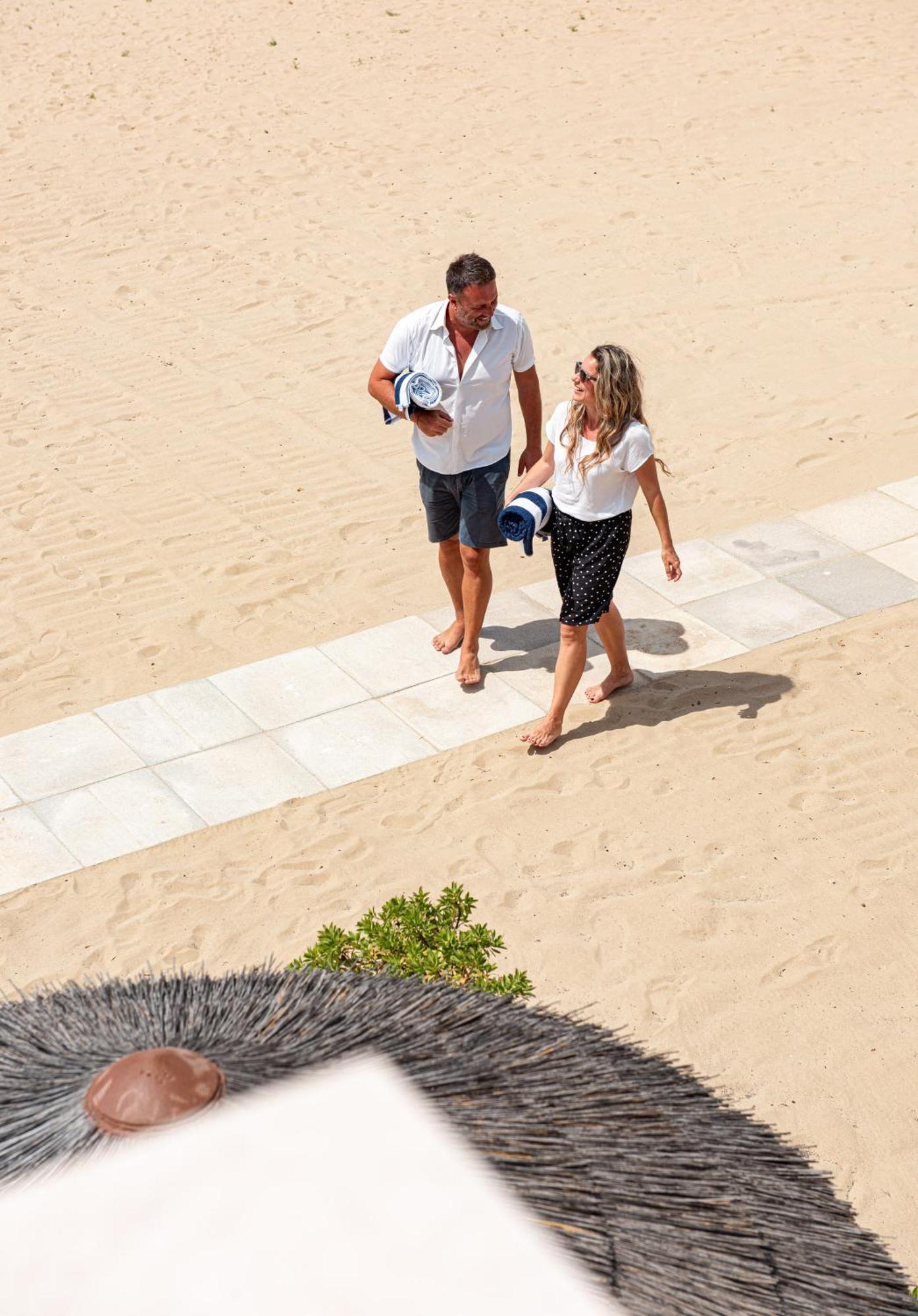 Marina Bay Beach Suites Пешичи Екстериор снимка